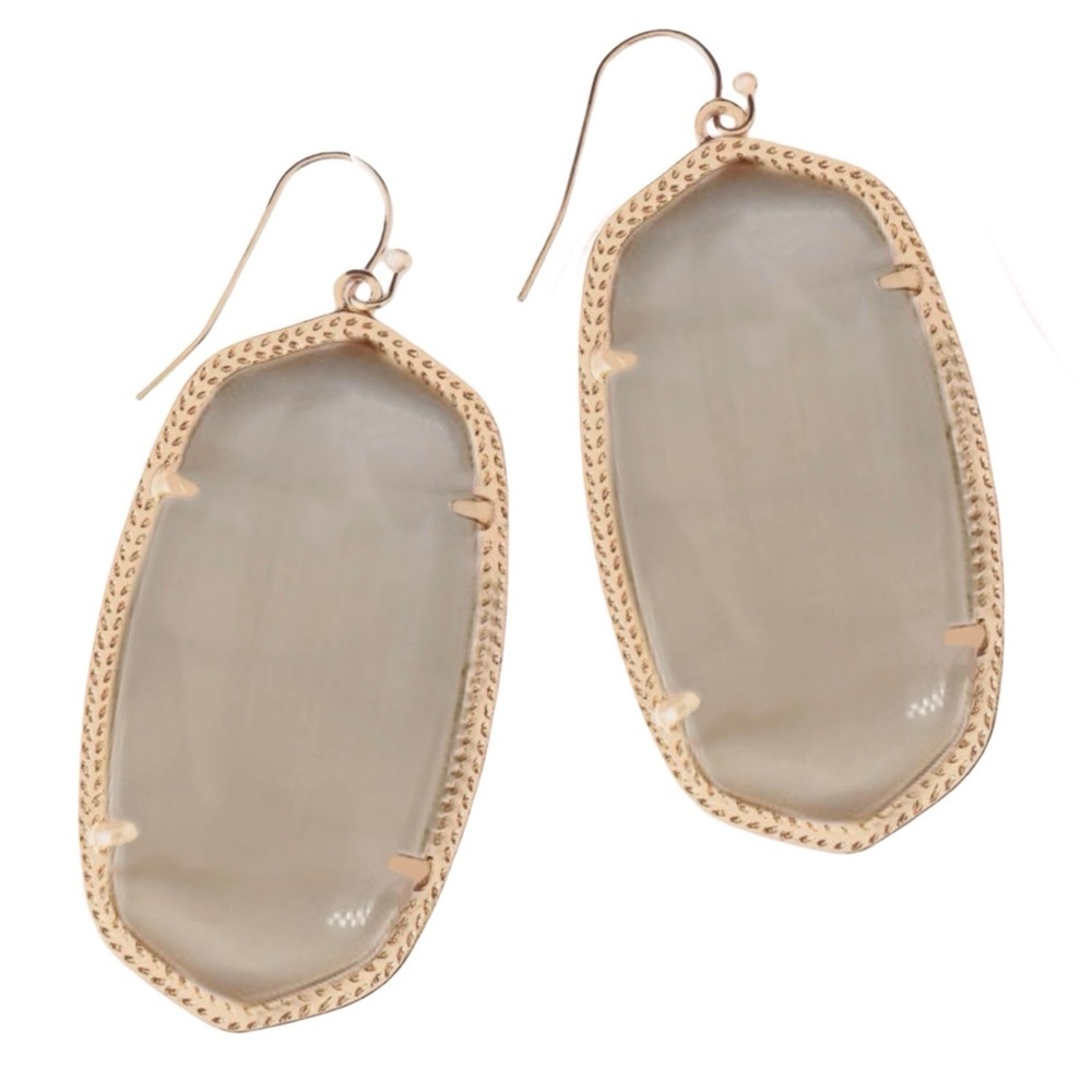 Kendra Scott • Danielle Earrings • Rose Gold Peach Cat’s Eye • French Wire